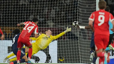 Bayern 'ghi bàn' ngoài sân cỏ trước đại chiến PSG