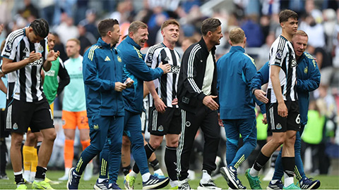 Newcastle đối mặt kịch bản 'điên rồ': đua top 6 hoặc xuống hạng