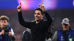 Cơn khát 20 năm và người hùng số một của Arsenal