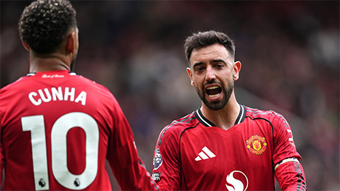 MU 'méo mặt' sau khi trở lại Champions League