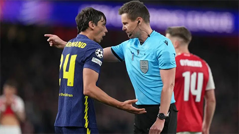 Atletico yêu cầu UEFA giải thích sau thất bại trước Arsenal