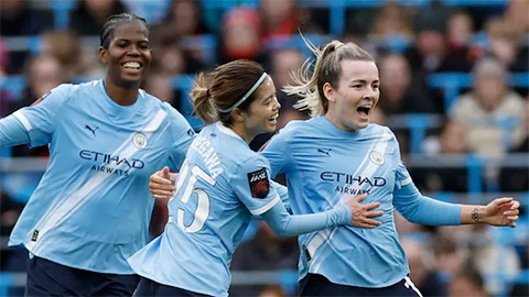 Man City vô địch Premier League nữ sau cú sảy chân của Arsenal