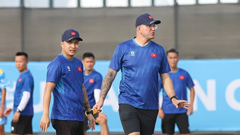 U17 Việt Nam đấu U17 Hàn Quốc, HLV Cristiano Roland làm ngay điều này