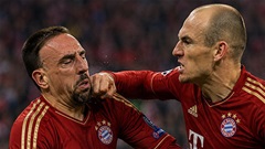Valverde va chạm Tchouameni và top những vụ đồng đội 'choảng' nhau