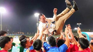 Chủ tịch VFF chúc mừng U17 Việt Nam  với chiến tích lịch sử