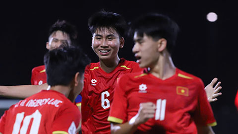 U17 Việt Nam thành công nhờ dám đá bóng 