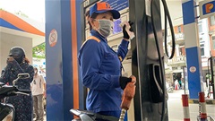 Giá xăng dầu chiều 15/5: Xăng RON95 giảm về sát 24.000 đồng/lít