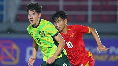 U17 Việt Nam chấp nửa tuổi, thua chiều cao và cân nặng khi đấu U17 Australia