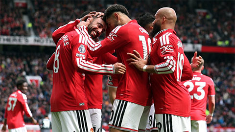 Trực tiếp MU 3-2 Nottingham: Bruno cân bằng kỷ lục kiến tạo của Henry và De Bruyne