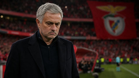 Jose Mourinho tạo kỳ tích chưa từng có cùng Benfica nhưng vẫn trắng tay