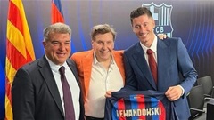 Lewandowski thực ra không hề cân nhắc đề nghị của Barca