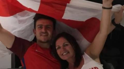 Mẹ Harry Maguire phẫn nộ khi con trai bị loại khỏi World Cup 2026