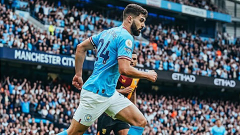 Man City giữ chân Gvardiol trước sức hút từ Bayern