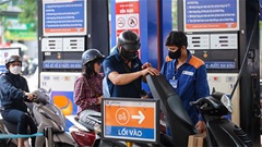 Giá xăng dầu chiều 25/5: Đồng loạt giảm mạnh