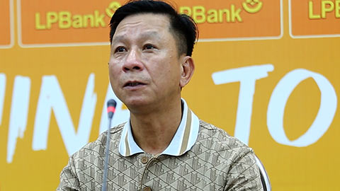 HLV Văn Sỹ Sơn của SLNA bị cấm chỉ đạo hết V.League 2025/26
