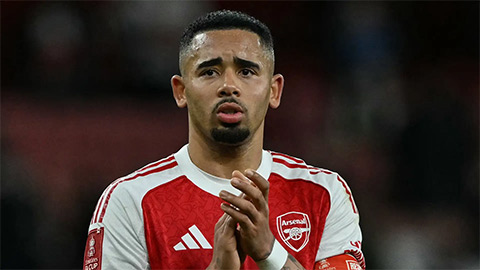 Arsenal ra giá bán ngôi sao đầu tiên