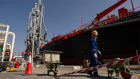 Giá xăng dầu hôm nay 29/5: Giá dầu biến động trái chiều