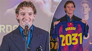 VIDEO Anthony Gordon ra mắt Barca với mức giá hơn 80 triệu euro