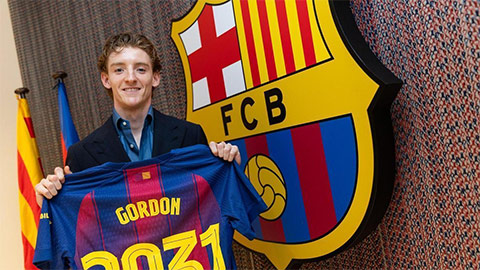 MU cười lớn khi Barca chiêu mộ Gordon