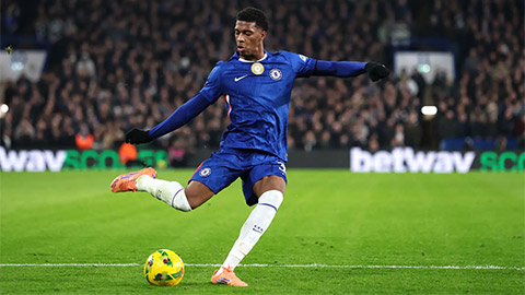 Chelsea từ chối bán 'ngôi sao không thể đụng đến' của Alonso