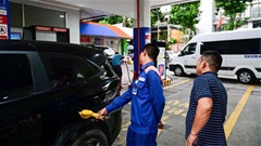 Giá xăng dầu chiều 8/6: Xăng giảm sâu, thấp hơn nhiều nước trong khu vực