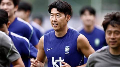 Phóng viên Hàn Quốc mỉa mai Son Heung-min ‘chạy như tiểu đội trưởng’