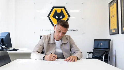 Trippier cân nhắc hủy hợp đồng vừa ký với Wolves