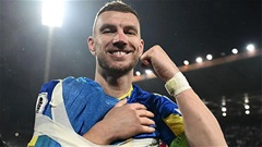 Edin Dzeko và vũ điệu cuối cùng mở ra giấc mơ mới cho Bosnia