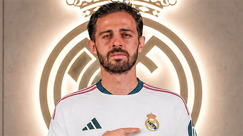 Real tiến gần tân binh thứ 3 cho Mourinho