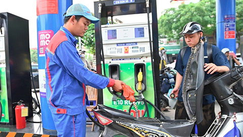 Giá xăng dầu chiều nay 13/6: Giá xăng tiếp tục ở vùng thấp