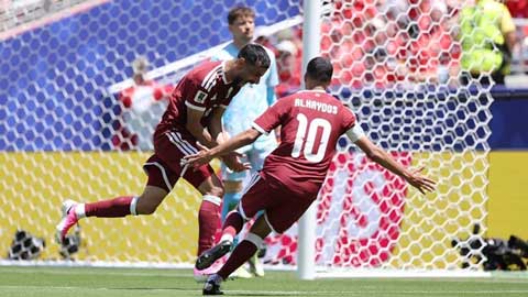 Bàn thắng ở phút cuối mang về điểm số đầu tiên cho Qatar trong lịch sử World Cup