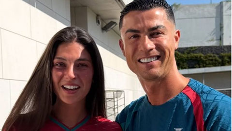 Cristiano Ronaldo khiến fan nữ bật khóc vì một câu nói ngọt ngào