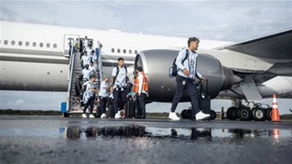 Máy bay không được cấp phép sang Mỹ, Uruguay đổ lỗi cho FIFA