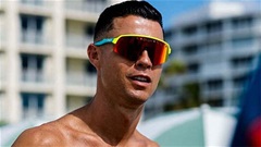 Cristiano Ronaldo có hành động ‘quá lố'