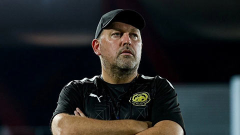 HLV Cklamovski chia tay ĐT Malaysia, gia nhập đội bóng của Beckham