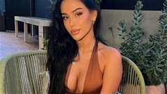 Dàn WAGs Tam Sư bị cấm qua đêm cùng đội tuyển
