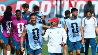 Ronaldo lên tiếng giữa cơn bão tuyển Bồ Đào Nha xung đột nội bộ