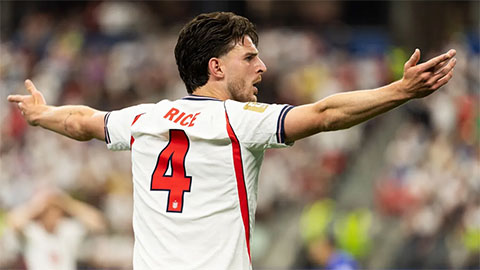 6 tháng chấn thương không làm Declan Rice bớt hay