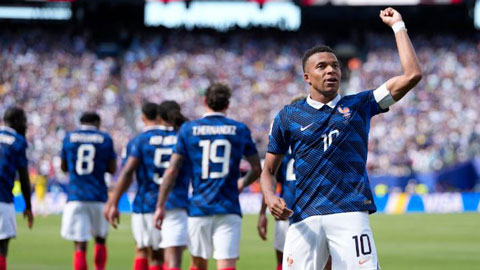 Mbappe ghi siêu phẩm mãn nhãn, cán mốc 100 trận cho ĐTQG