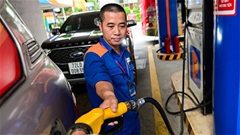 Giá xăng dầu hôm nay 23/6: Dầu thế giới lao dốc, trong nước chờ điều chỉnh