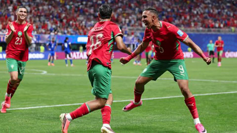 Morocco có bàn ấn định thắng lợi 4-2 trong màn rượt đuổi tỷ số điên rồ