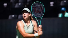 Nhà vô địch Roland Garros xác lập cột mốc đáng quên