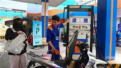 Giá xăng dầu chiều 25/6: Giảm mạnh về mốc hơn 19.000 đồng/lít