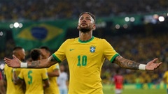 Neymar đuổi kịp Pele