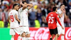 Iran mất suất vào thẳng vòng knock-out vì... nửa bàn chân