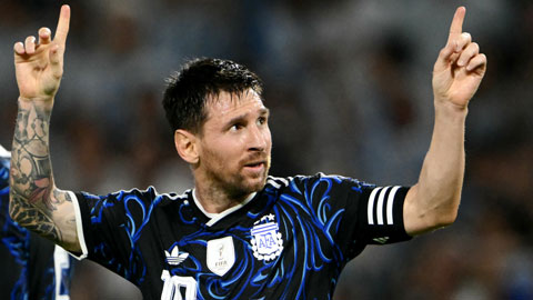 Chiêm ngưỡng tuyệt phẩm sút phạt của Messi vào lưới Jordan