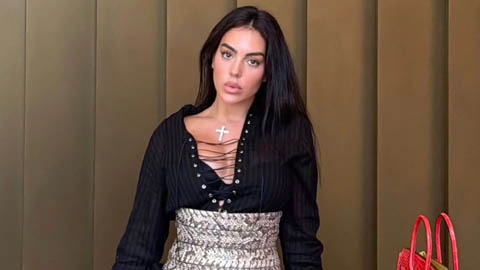 Georgina Rodriguez diện váy cúp ngực gợi cảm
