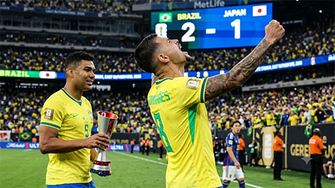 Casemiro nhận giải, nhưng Bruno Guimaraes mới là cầu thủ xuất sắc nhất