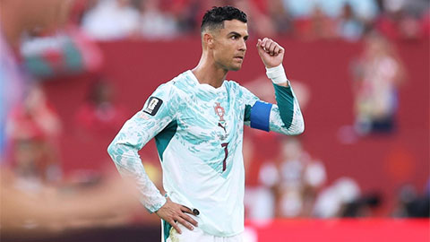 Cristiano Ronaldo dành chiến thắng cho Diogo Jota