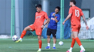 Hai Long không ngại cạnh tranh với các đàn anh nhập tịch ở ĐT Việt Nam